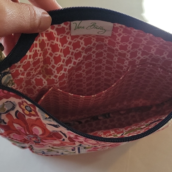 Vera Bradley Crossbody Bag - Picture 5 of 5